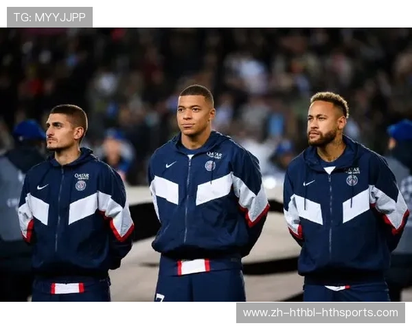 法甲本赛季最强阵容官方与媒体版本对比